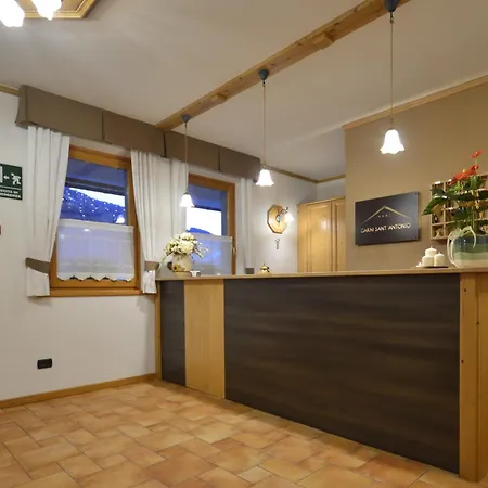 Garni Sant'antonio Con Hotel Madonna