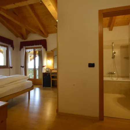 Garni Sant'antonio Con Hotel 3*