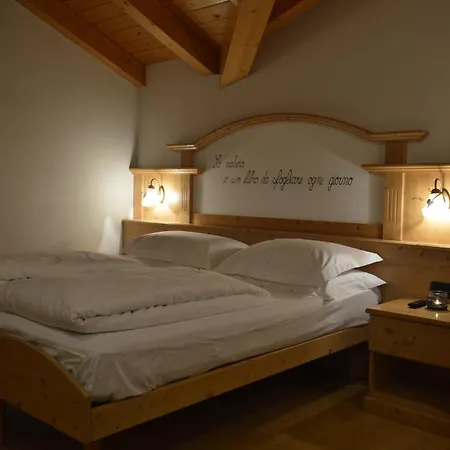 Garni Sant'antonio Con Hotel Madonna